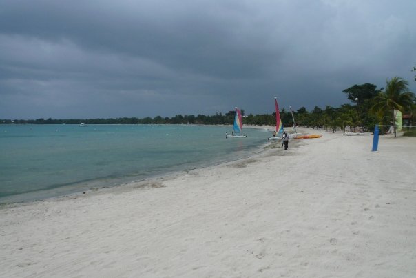 Beach right before it rained..: Here's the beach right before it rained... That beach goes on for miles.